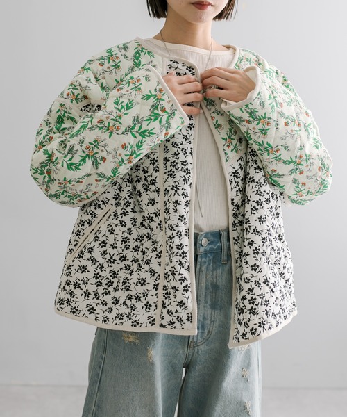 mystic（ミスティック）の「花柄キルティングジャケット（ノーカラー