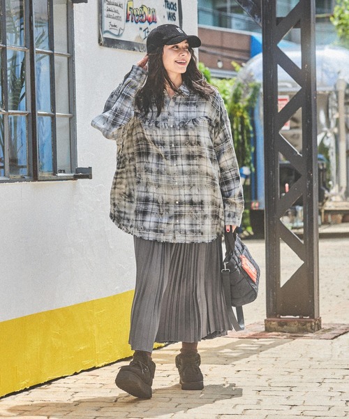 niko and（ニコアンド）の「オリジナルフェイクムートンモカシン