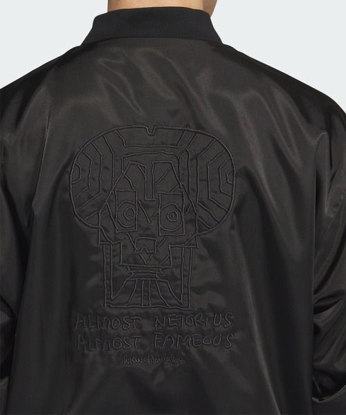 adidas（アディダス）の「シュムーフォイル サテンボンバー