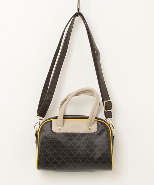 adidas（アディダス）の「モノグラム ミニ ボウリングバッグ