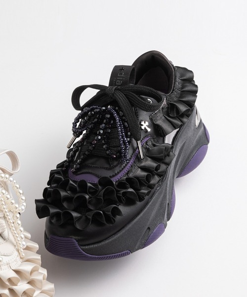 数量限定】パールリボン フリルスニーカー（スニーカー）｜+diana