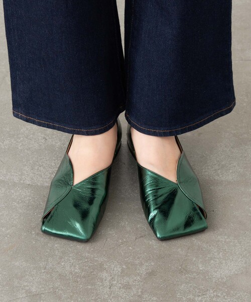 LE TALON（ルタロン）の「GRISEレザースクエアARTYフラット（その他