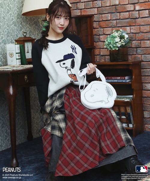 MLB×PEANUTSコラボ ジャガードラグランニット（ニット/セーター