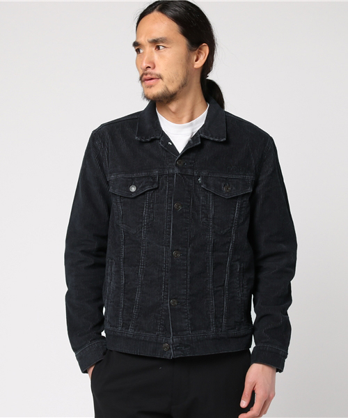 Gosha Rubchinskiy（ゴーシャラブチンスキー）の「GOSHA RUBCHINSKIY