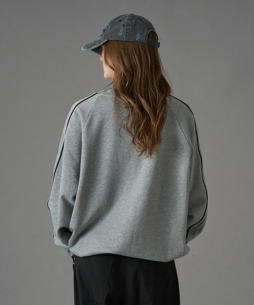 ONCILY（オンシェリー）の「【 UMBRO 】PIPING DRAW CODE SWEAT