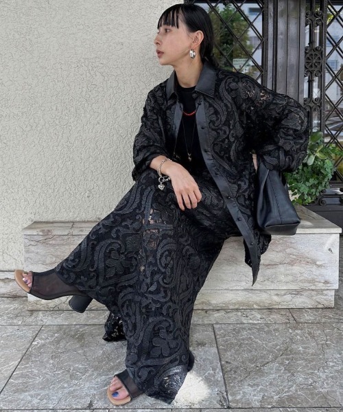 Ameri（アメリ）の「FAKE LEATHER EMBROIDERY SHIRT（シャツ/ブラウス