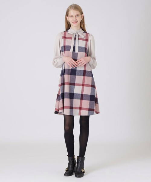 BLUE LABEL CRESTBRIDGE（ブルーレーベルクレストブリッジ）の