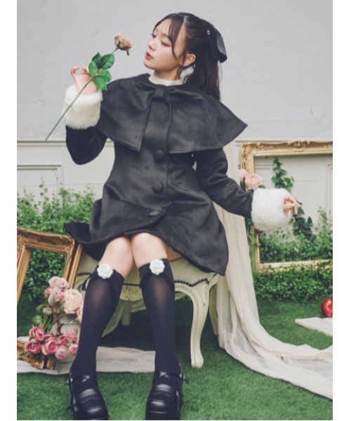 Me roir（ミーロワール）の「リボンケープドーリーコート（その他