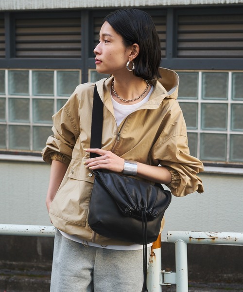 russet（ラシット）の「Soft leather shoulder bag (CE-1254