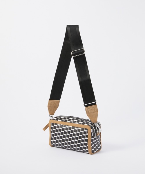 PIERRE HARDY（ピエールアルディ）の「PIERRE HARDY CAMERA BAG MAX