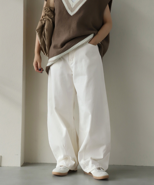 FRAMeWORK（フレームワーク）の「20チノフォルムカーヴィーパンツ