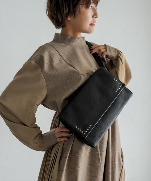 ear PAPILLONNER（イアパピヨネ）の「《本革》ワイドテープショルダー