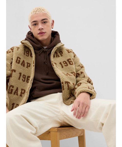 GAP（ギャップ）の「Gapロゴ ボアジャケット(ユニセックス)（その他
