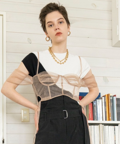 MAISON SPECIAL（メゾンスペシャル）の「Tulle Off Shoulder Bustier