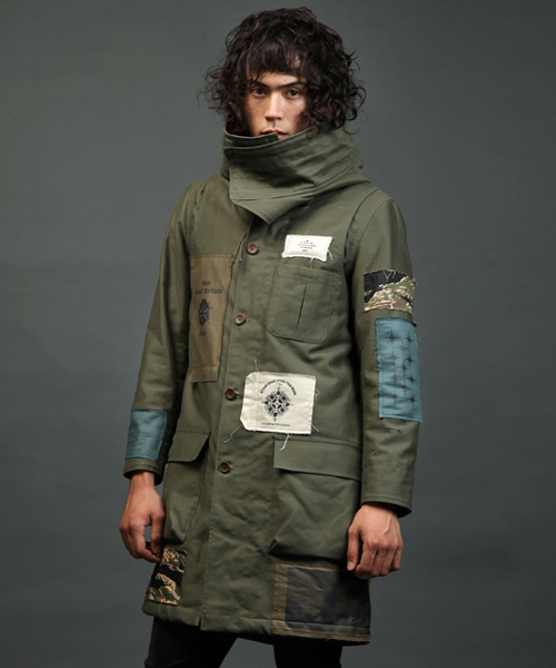 And A（アンドエー）の「ネオパッチグラフモッズコート（And A × DO-LE