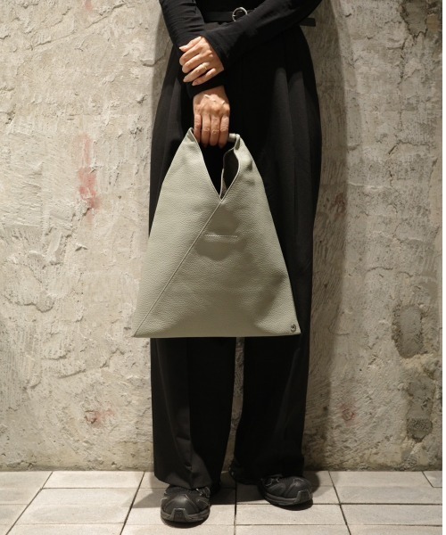 MM6 Maison Margiela（ｴﾑｴﾑｼｯｸｽ ﾒｿﾞﾝ ﾏﾙｼﾞｪﾗ）の「MM6 SMALL JAPANESE