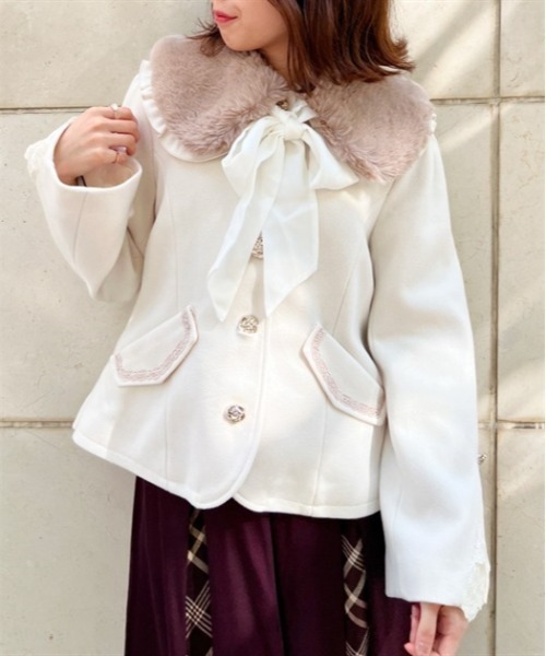 axes femme（アクシーズファム）の「ファー襟付編上ショートコート