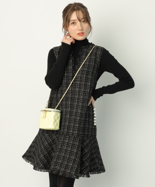 Apuweiser-riche（アプワイザーリッシェ）の「ツイードペプラムミニ