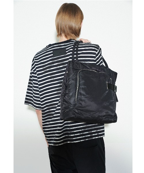 ZUCCa（ズッカ）の「ナイロンジッパーBAG/バッグ（ショルダーバッグ