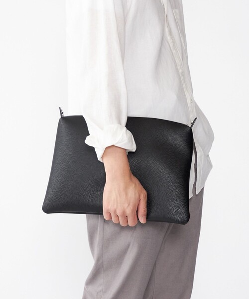 セール】【WEB限定】SHIPS: 合成皮革 ヴァーティカル ビズ トート