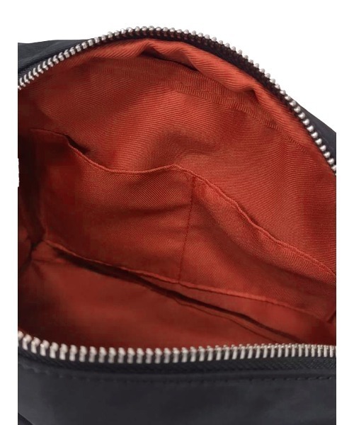 Ameri（アメリ）の「USEFUL MILITALY SQUARE BAG（ショルダーバッグ