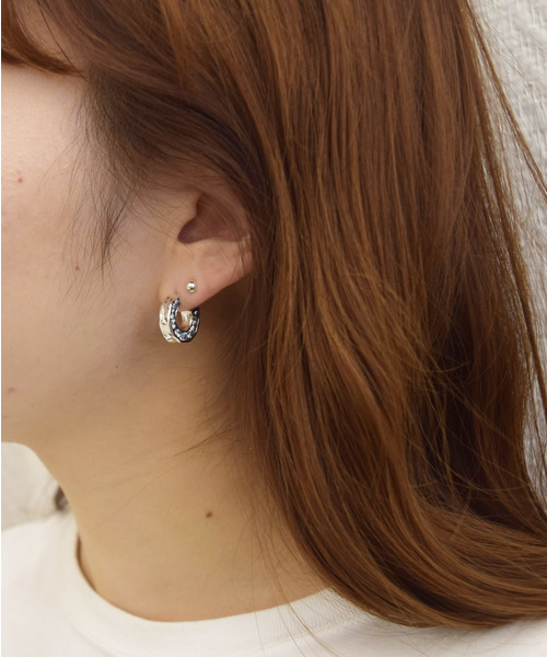 e.m.（イーエム）の「ジルコニア埋め込みフープピアス（ピアス（片耳用