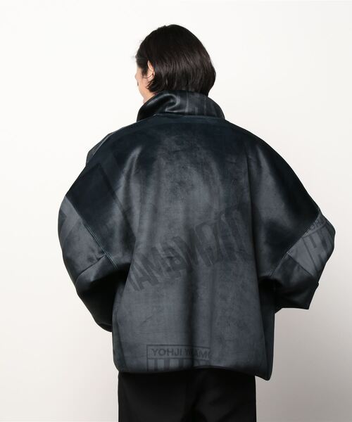 Y-3（ワイスリー）の「M CH2 VELVET SPACER ZINE AOP FZ SWEATER