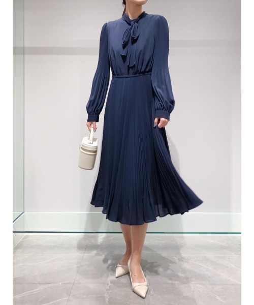 CELFORD（セルフォード）の「ボウタイプリーツワンピース（ワンピース