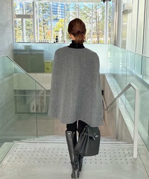 INTER FACTORY（インターファクトリー）の「Ran - ノーカラーケープ