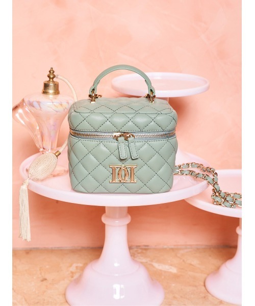 Darich（ダーリッチ）の「キルティングスクエアミニバッグ（ショルダー