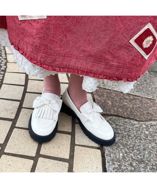 PINK HOUSE（ピンクハウス）の「エナメルリボンシューズ（ローファー