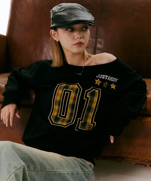 JUST A NOON（ジャストアヌーン）の「ワンショルスウェット