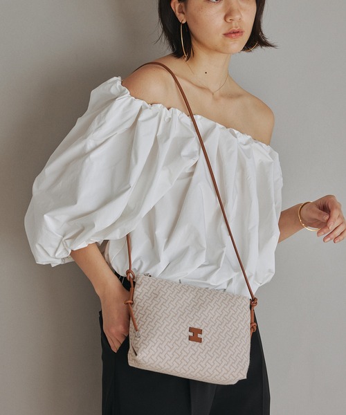 IACUCCI（イアクッチ）の「モノグランマ SD JACQUARD/RUGA（ショルダー