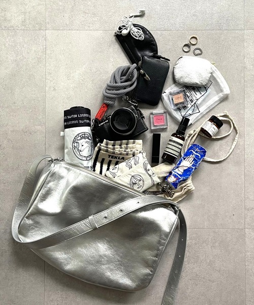 セール】《本革/470g》スワロ―マチショルダーバッグ（ショルダーバッグ