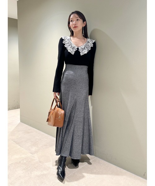 SNIDEL（スナイデル）の「エンブロイダリーカラーニットプルオーバー