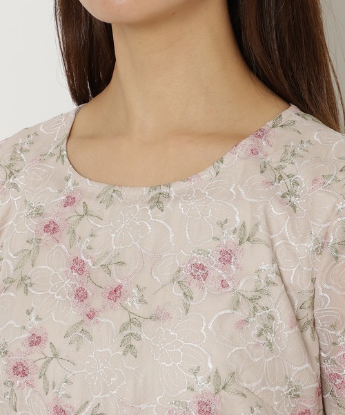 Rose Tiara（ローズティアラ）の「クロスリボン刺繍ワンピース