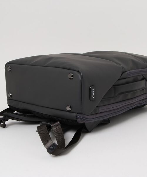ZERO HALLIBURTON | Z PACK | type-C リュックサック B4/15.6インチPC