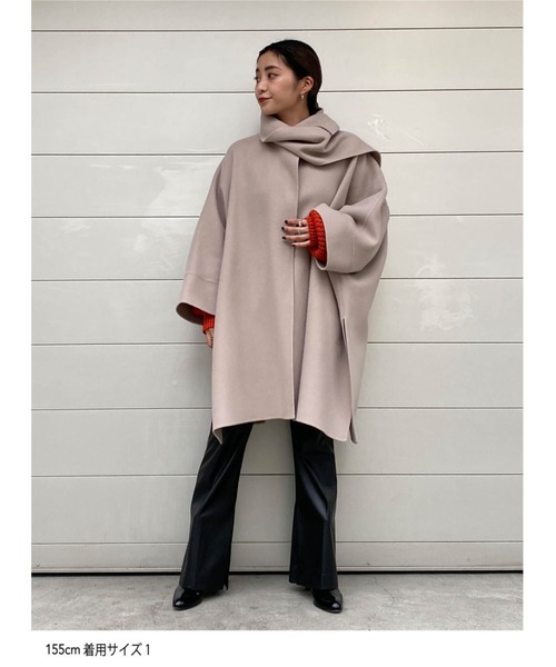 STUNNING LURE（スタニングルアー）の「ストールポンチョコート