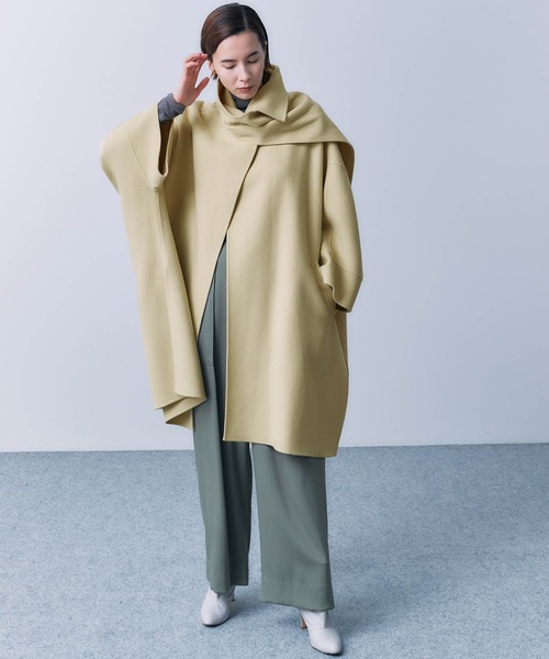 STUNNING LURE（スタニングルアー）の「ストールポンチョコート