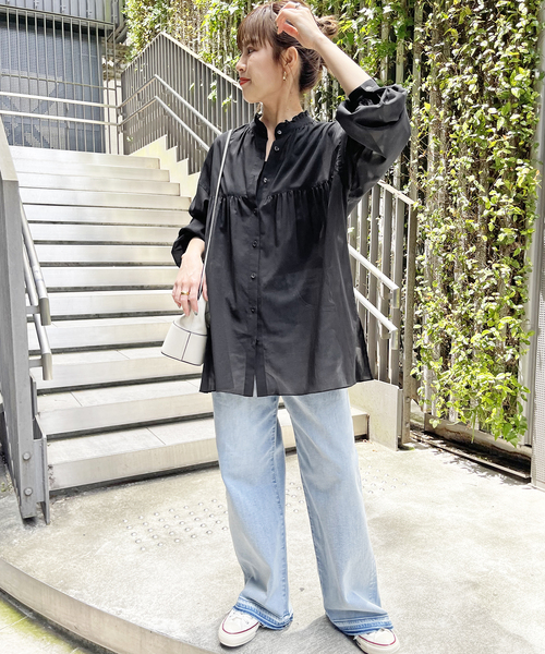 Spick & Span（スピックアンドスパン）の「シアーフリルカラーブラウス