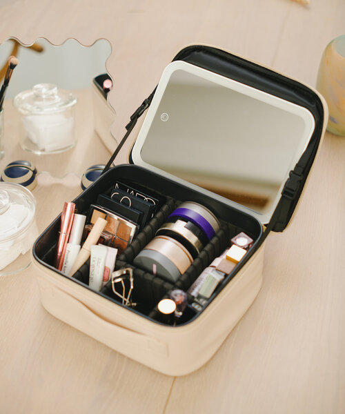 MAKE BOX MIRROR LEDライトミラー付きメイクボックス（ポーチ