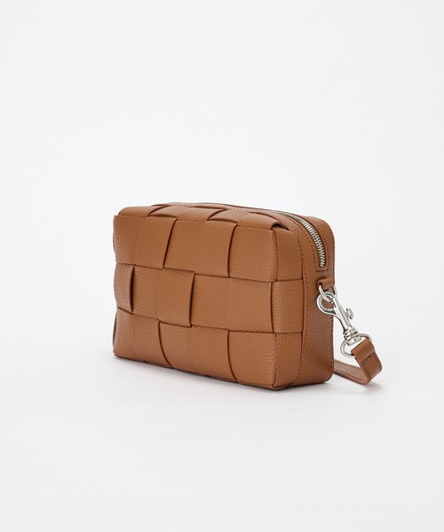 IACUCCI（イアクッチ）の「ベルタ XS CERVO（ショルダーバッグ）」 - WEAR