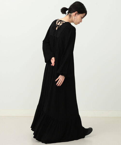 CAROLINA GLASER（カロリナ グレイサー）の「CAROLINA GLASER / 胸元