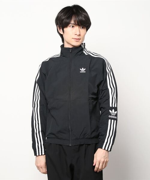 adidas（アディダス）の「アディカラー クラシックス ロックアップ