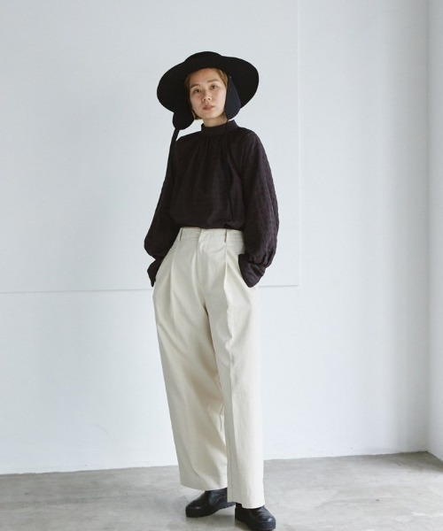 TODAYFUL（トゥデイフル）の「ギンガムチェックパフブラウス（シャツ