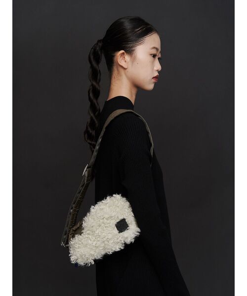 UN3D.（アンスリード）の「UN3D. 5TH ANNIV. マルチボディバッグ