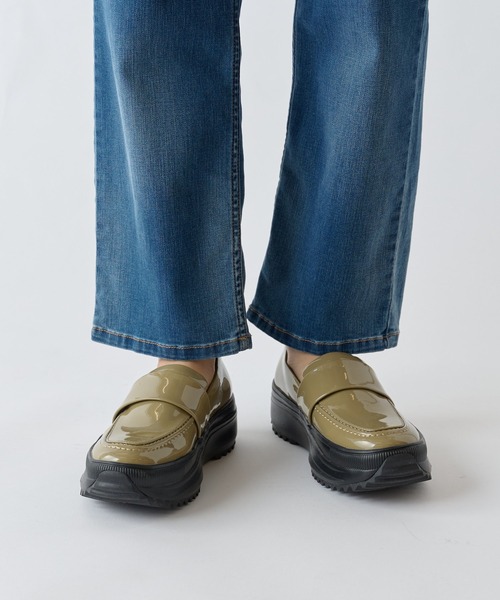 BEARDSLEY（ビアズリー）の「《厚底/カーキ追加発売中》エナメルレザー