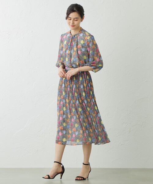 amaca（アマカ）の「【LIBERTY】AMALIA TULIPスタンドカラーブラウス