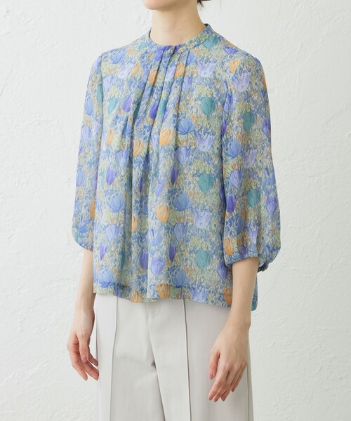 amaca（アマカ）の「【LIBERTY】AMALIA TULIPスタンドカラーブラウス