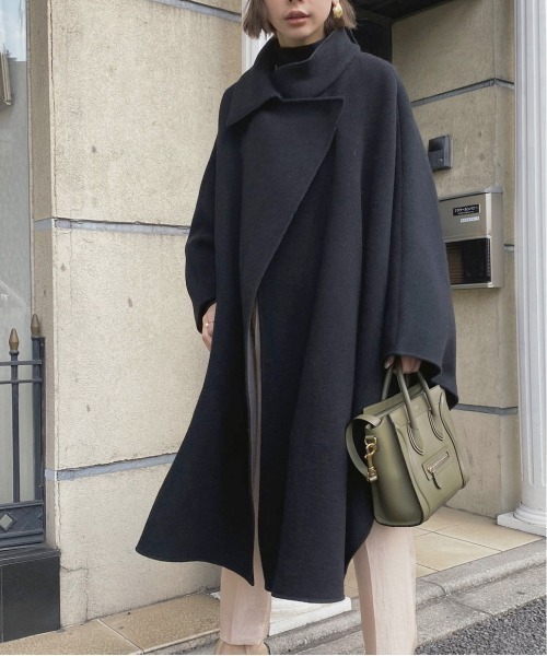 Ameri（アメリ）の「UNDRESSED HANDY OVER PONCHO（ポンチョ）」 - WEAR